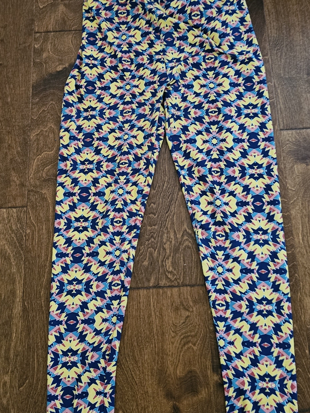 LuLaRoe Navy Geometric Print Jeggings Ladies Tall And Curvy
